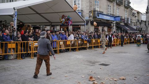 El espect�culo lleg� al m�ximo cuando las vasijas se cruzaban en el aire