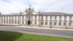 La fachada de Santa Mar�a ya luce renovada y sin andamios