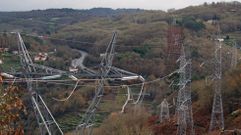 Tendidos de alta tensi�n a unos kil�metros del casco urbano de Chantada