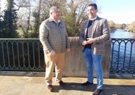 El alcalde David Castro -izquierda- junto al presidente provincial del PP, Luis L�pez