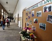 Los compa�eros del Rosal�a de Castro le hicieron un mosaico a Asunta por su cumplea�os.