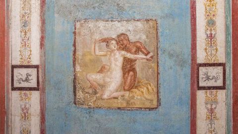 Imagen de una escena de sexo entre S�tiro y Ninfa encontrada en la nueva casa descubierta en Pompeya