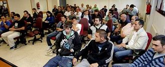 Acto de entrega de diplomas de los cursos para desempleados en el centro del Pedroso<span lang= es-es >. </span><span lang= es-es > </span>