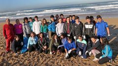 Voz natura del colegio Galaxia en la playa del Vilar