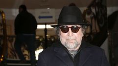 Compa�eros y amigos despiden a Manolo Tena