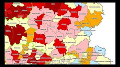 La penetraci�n de la velutina. En el mapa, la presencia del avisp�n asi�tico en esta parte del interior de Galicia, en funci�n de los nidos localizados entre el 1 de enero y el 9 de septiembre de este a�o. En rojo oscuro, m�s de 100 nidos; en rojo m�s claro, entre 26 y 100; en rosa, entre 6 y 25; en naranja entre 2 y 6; en azul uno; y en amarillo los municipios en los que no se ha visto ninguno