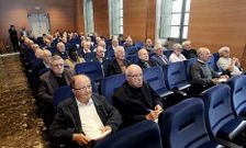 Los sacerdotes de la di�cesis se dieron cita en la jornada celebrada ayer en el Seminario.