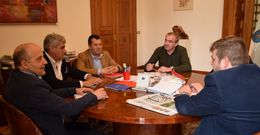 Las partes celebraron ayer en la Diputaci�n su primer encuentro formal para la venta del inmueble. 