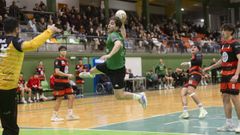 Imagen del otro partido de esta temporada entre Lal�n y Xiria.