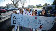Los trabajadores del materno piden aparcamiento gratis para pacientes, familiares y empleados del centro