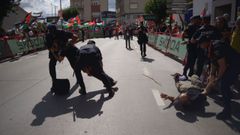 Cargas policiales y detenciones en la llegada de La Vuelta a Monforte