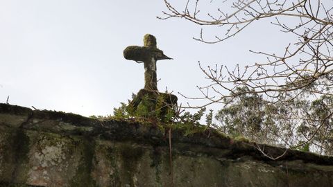 Un recorrido por la aldea abandonada de Mato, en Noia