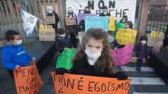 Los ni�os de Baamonde pidieron que no cierren su colegio