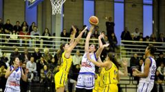 Con diez victorias, el Universitario Ferrol ya logr� la mejor temporada de su historia