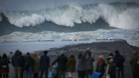El espect�culo del mar bravo