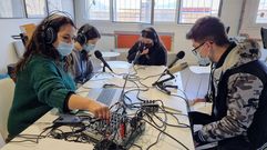 La grabaci�n del programa de radio se hizo en el propio instituto
