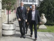 Conde y Tour�s acudieron ayer a la capital arousana. 