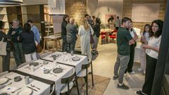 Stimmug Stories acoge en su local de Boiro la muestra de la artista Haya Blanco