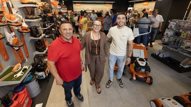 Manuel Dur�n, Cruz Fraiz y Rub�n Dur�n, el s�bado en la inauguraci�n de las nuevas instalaciones de Rumacru en Cee