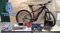 Parte de los efectos intervenidos