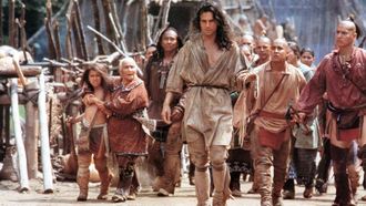 Daniel Day-Lewis, en el papel de Ojo de Halc&oacute;n en &laquo;El &uacute;ltimo mohicano&raquo;