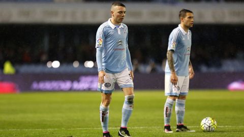 Hugo Mallo (derecha) volver� a ser el primer capit�n del equipo