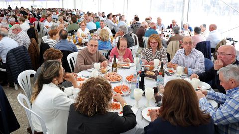COMIDA DE LOS MAYORES EN PORTO DO SON 2025