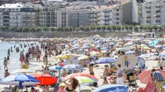 La playa de Silgar, en Sanxenxo, en una jornada de este mes de julio