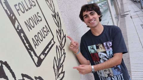 Borjamina, en su librer�a de Vilagarc�a de Arousa