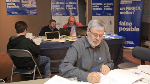 Bernardo Lorenzo trabaj� en el local de campa�a. 
