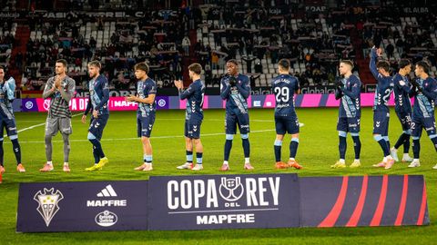 Los jugadores titulares del Celta ante el Albacete.