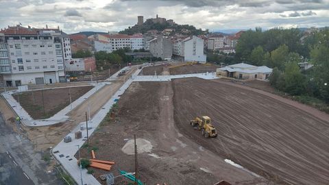 Obras en la zona C, donde se convertir en solares casi un tercio de la superficie urbanizada