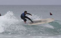 Hubo demostraciones espectaculares con las olas de Malpica con los profesionales de surf. 