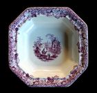Fuente ochavada �Violeta Uvas�.