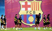 Varios jugadores del Barcelona, durante un entrenamiento del equipo azulgrana.