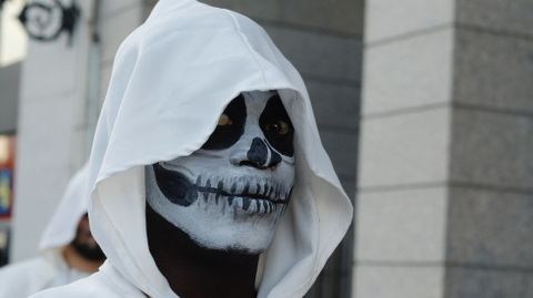 Procesi�n de la Santa Compa�a con ni�os de Sama�n / Halloween