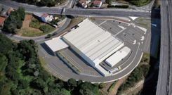 Anteproyecto inicial del rea comercial proyectada en las actuales instalaciones de Yez en A Rocha