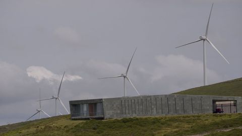 Parque e&oacute;lico de Coruxeiras y Norvento, en Muras
