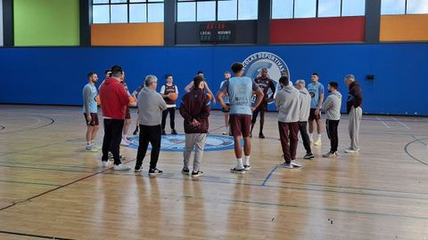 Una de las sesiones de trabajo de los cobistas se traslad a Celanova