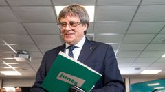 El presidente de Junts y expresidente de la Generalitat de Cataluña, Carles Puigdemont, en una rueda de prensa en Perpiñán, en Francia.