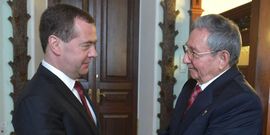 Medv�dev recibi� a Ra�l Castro en Mosc�. 