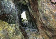 La Furna dos Esp�ritus exhibe, al igual que la Furna das Grallas, un espect�culo crom�tico de gran belleza. 