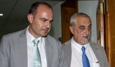 El decano de los jueces de Palma, Francisco Espinosa (derecha), y Jaume T�rtalo, miembro de la asociaci�n Francisco de Victoria. 