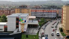 Mural del Parees Fest en el colegio Poeta �ngel Gonz�lez, en La Corredoria