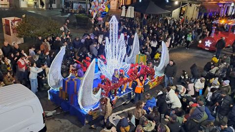 En Redondela, las carrozas dieron colorido