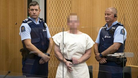 Acusan oficialmente de asesinato a uno de los neonazis que perpetr� la masacre de Nueva Zelanda