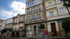 Uno de los inmuebles de Escultor Ferreiro, que se vende por 590.000 euros.