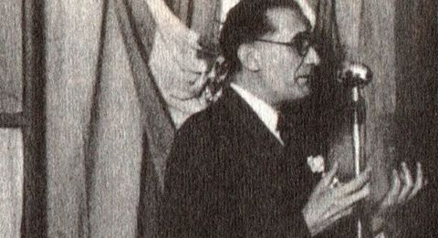 Castelao, durante un discurso en Arxentina.