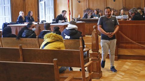 Juicio, en la Audiencia de Pontevedra, contra cuatro clanes de la droga de o Vao