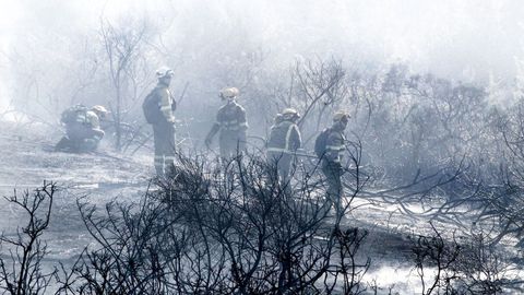 Un incendio en Catoira